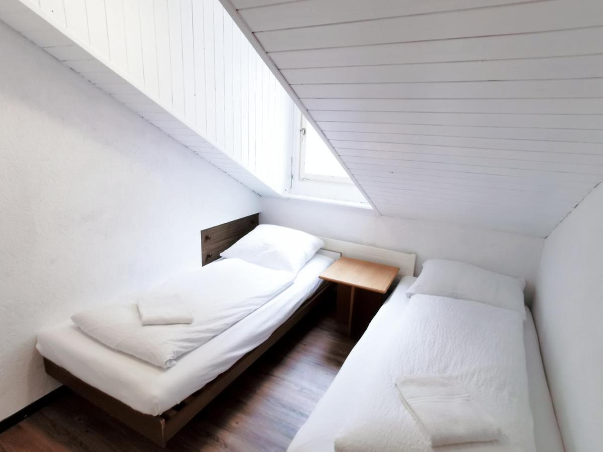 27 Apartmán